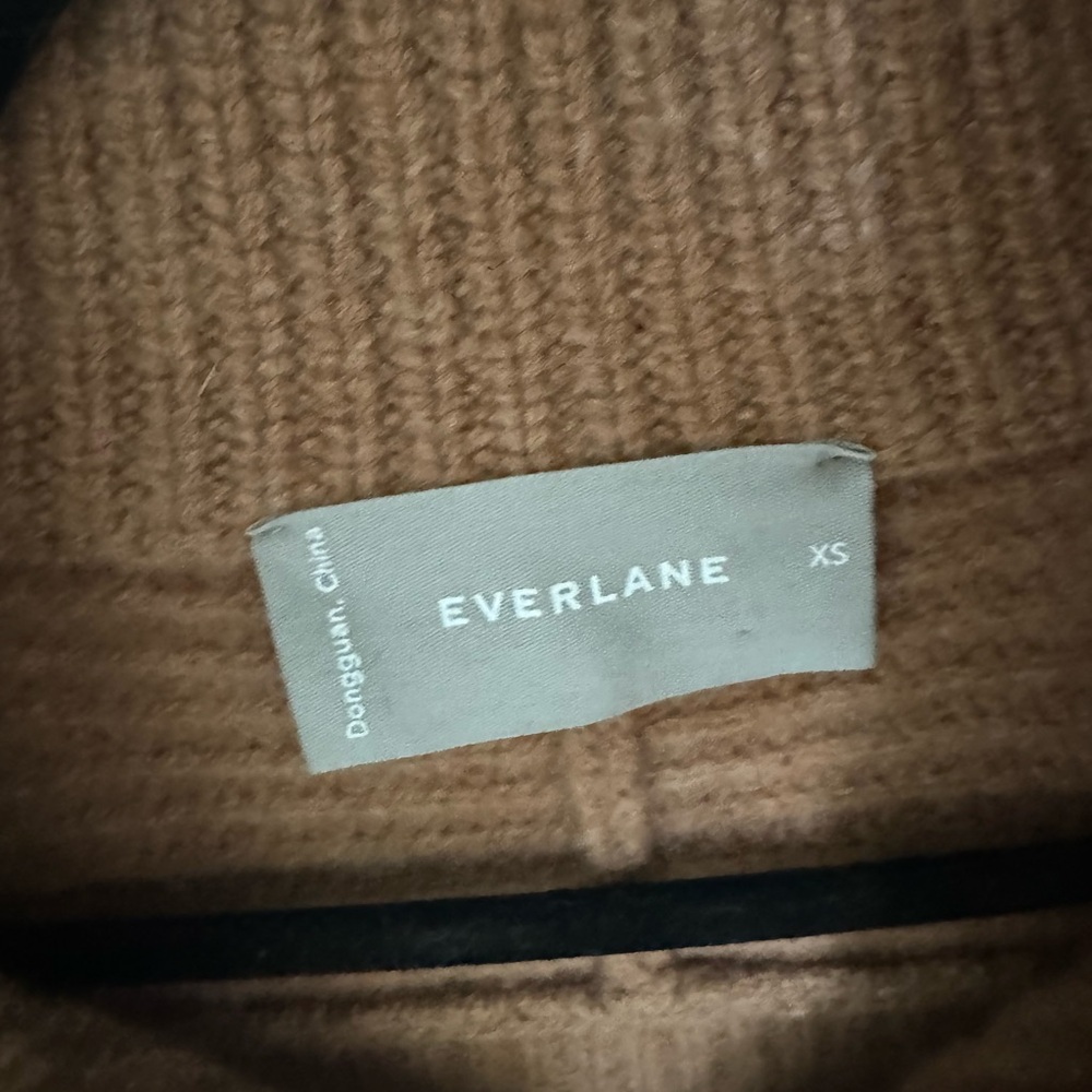 Everlane pull over - Picture 2 of 3